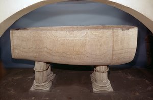 セティ1世の石棺、側面図、紀元前1300年頃（石灰岩）（80689も参照）